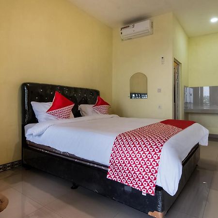 Oyo 3050 Hotasi Seaview Syariah Hotel Anyer Ngoại thất bức ảnh