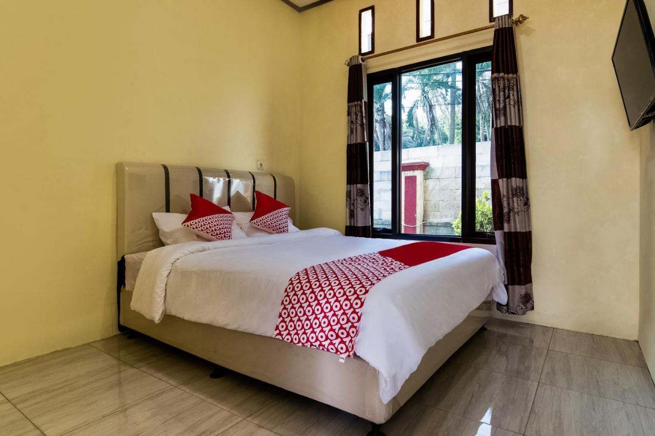 Oyo 3050 Hotasi Seaview Syariah Hotel Anyer Ngoại thất bức ảnh