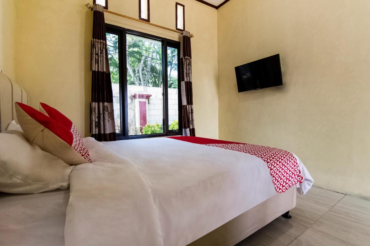 Oyo 3050 Hotasi Seaview Syariah Hotel Anyer Ngoại thất bức ảnh