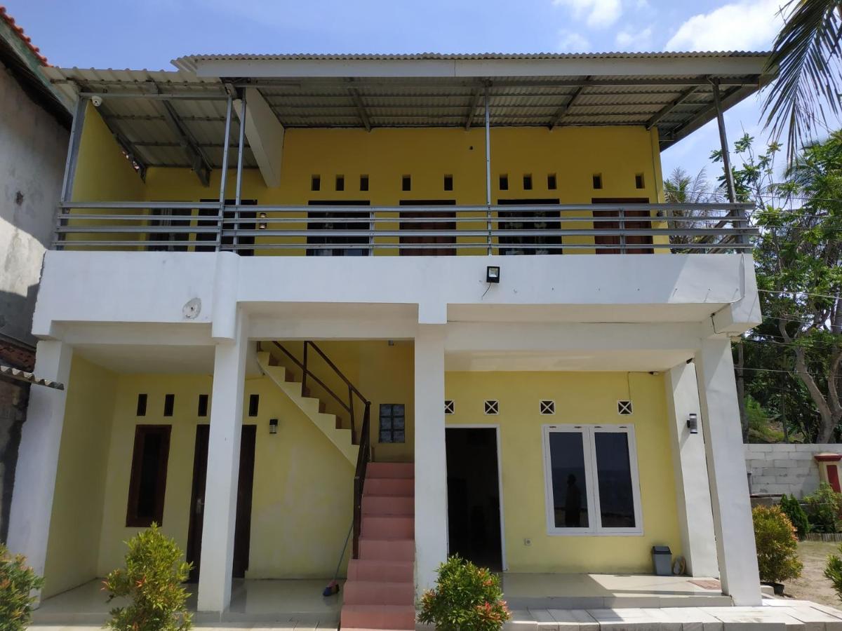Oyo 3050 Hotasi Seaview Syariah Hotel Anyer Ngoại thất bức ảnh
